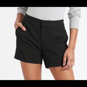 Banana Republic black shorts. Perfect condition. Never worn.
